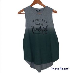 Sleeveless graphic tank top